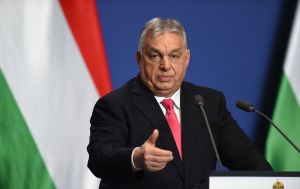 Орбан визнав поразку на виборах в Угорщині