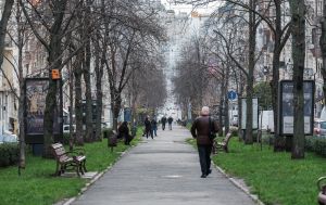 Тепло і майже без опадів: якою буде погода в Україні завтра і коли прийде похолодання