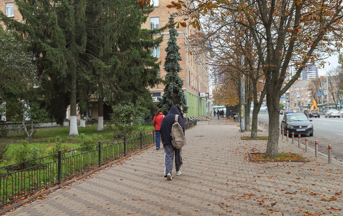 Перед Різдвом усе зміниться: якою буде погода завтра і коли прийде холод