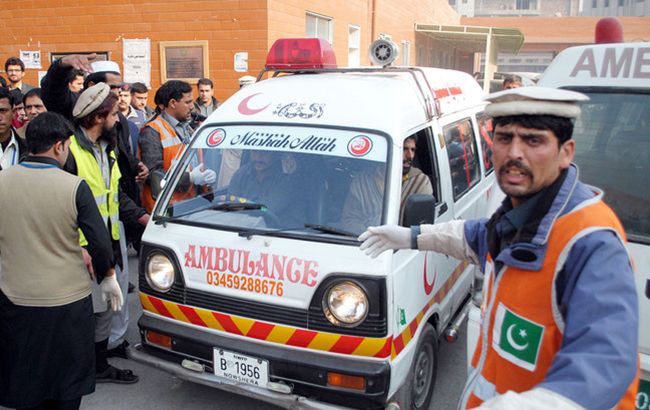 Количество жертв теракта в Пакистане возросло