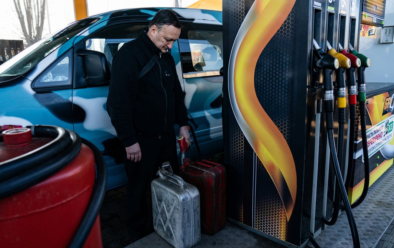 АМКУ взявся за стрибок цін на бензин: заправкам висунули вимоги