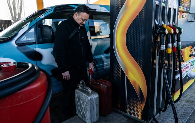 Кешбек на пальне в Україні запрацює вже з 20 березня: які АЗС у списку