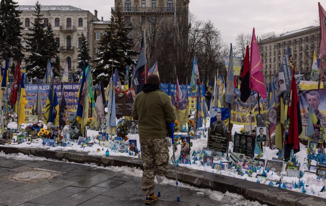 Замість стихійних прапорців - державний комплекс: як планують змінити меморіал на Майдані