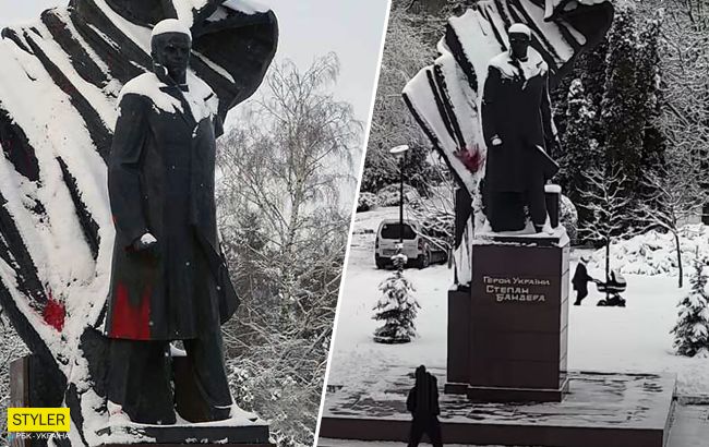 У центрі Тернополя хлопець облив фарбою пам'ятник Степану Бандері: вандал потрапив на відео