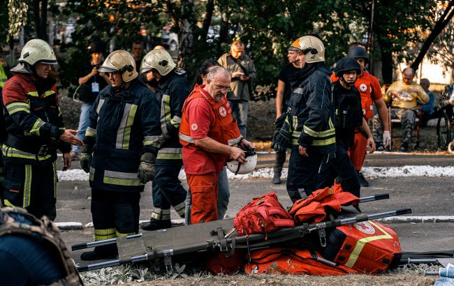 Росія вдарила по Сумах чотирма авіабомбами: загинула людина