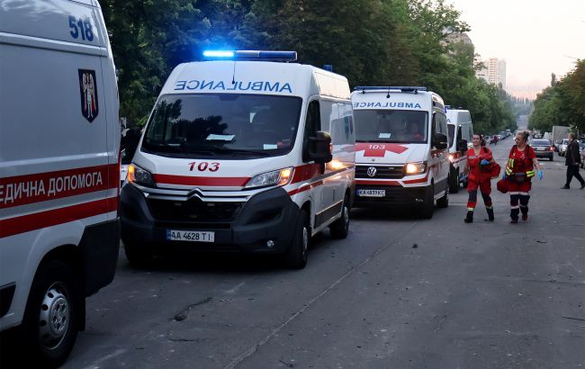 Количество жертв возросло: в больнице умер мужчина после удара РФ по Киеву 31 июля
