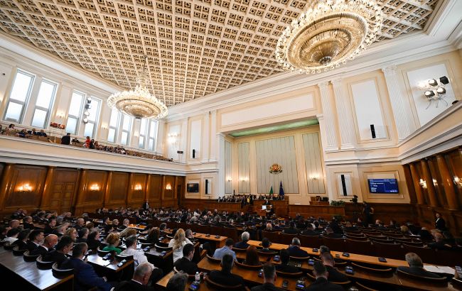 Парламент Болгарии поддержал поставку Украине партии бронетранспортеров