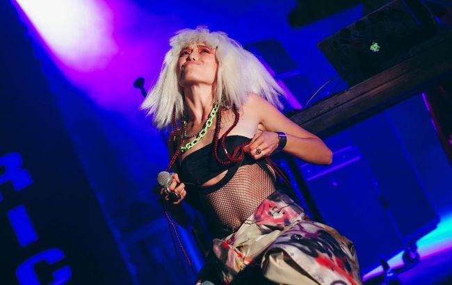 Аліна Паш пояснила підроблену довідку про поїздку в Крим: "низький вчинок"