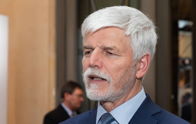 Президент Чехии озвучил сроки передачи 800 тысяч снарядов для Украины