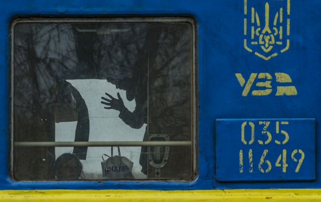 Эвакуационный поезд из Покровска отменен: в чем причина