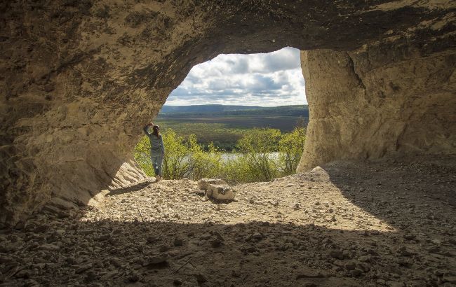 Космічні пейзажі, "Версаль" та монастир у скелях: кращі локації Вінниччини для подорожі у міжсезоння