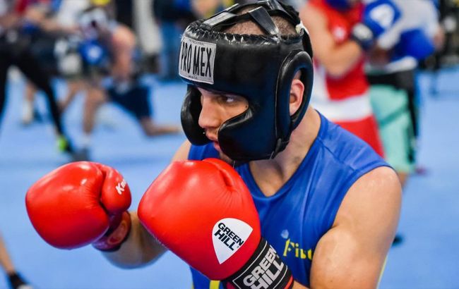 Украинский боксер отколошматил россиянина: яркое видео