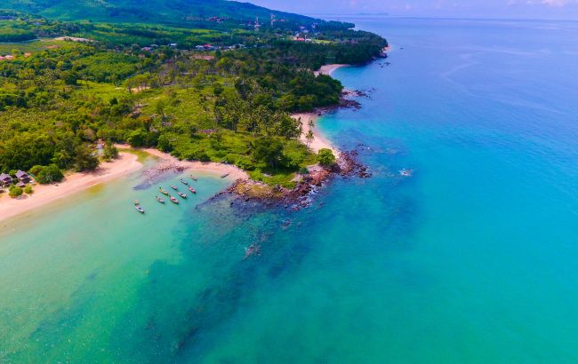 Таїланд планує відкритися для туристів протягом 120 днів