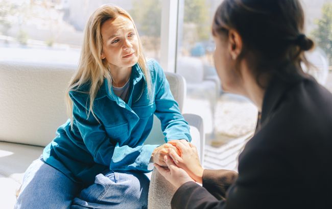 Тихий враг женского мозга: ученые обнаружили неожиданную причину болезни Альцгеймера