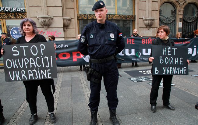 Сербия, Хорватия и еще восемь стран осудили вторжение России в Украину