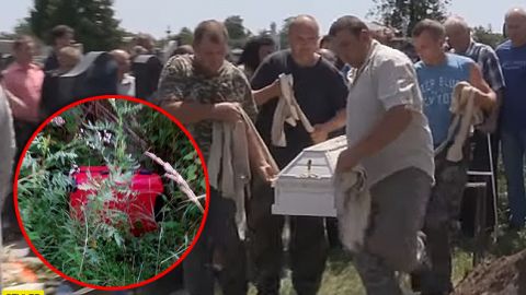 Дитина з валізи: мати не прийшла на похорон власного сина (відео)