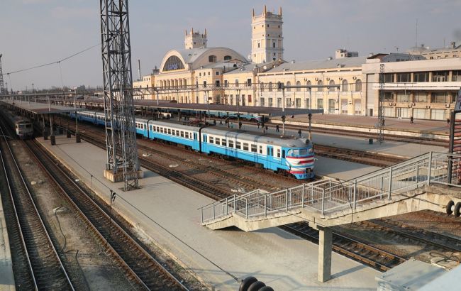 Засилье российской древности: "Укрзализныця" изменит название двух региональных филиалов