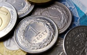 Офіційний курс злотого вперше перевищив 12 гривень