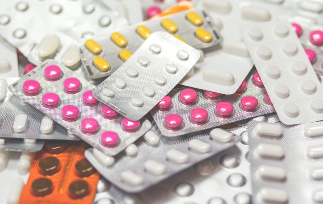 Кардиолог дала шпаргалку, как запомнить таблетки: по размеру, форме и цвету