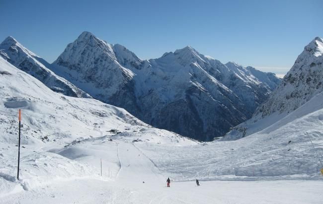 В Альпах внаслідок сходження лавини загинули двоє лижників