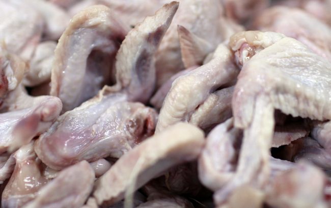 Украинцев предупредили об опасной для здоровья курятине. Но переживать не стоит