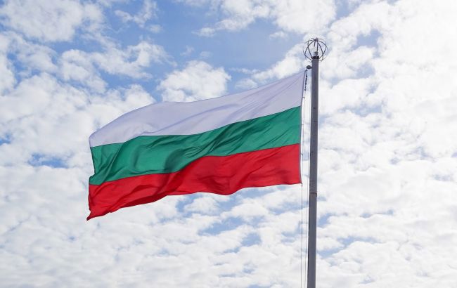 Болгарія дозволила українцям в'їзд без обсервації та тестів на COVID-19