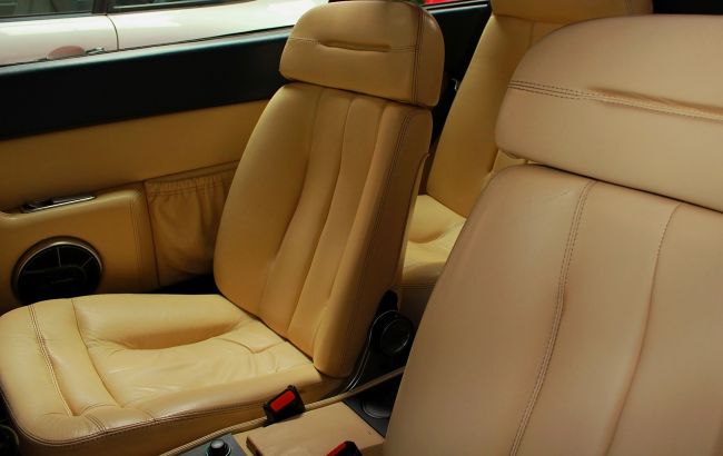 Как легко почистить сиденье автомобиля от пятен: понадобится минимум средств