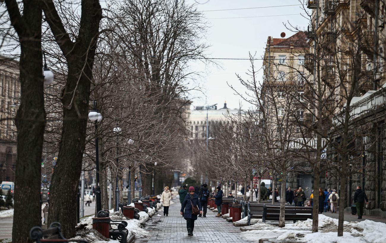 Весна зустріне хмарністю та теплом до +13: якою буде погода в Україні 1 березня