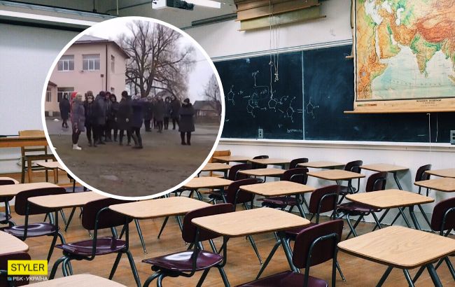 Под школой массовый митинг: в Ровенской области 600 детей не ходят на уроки