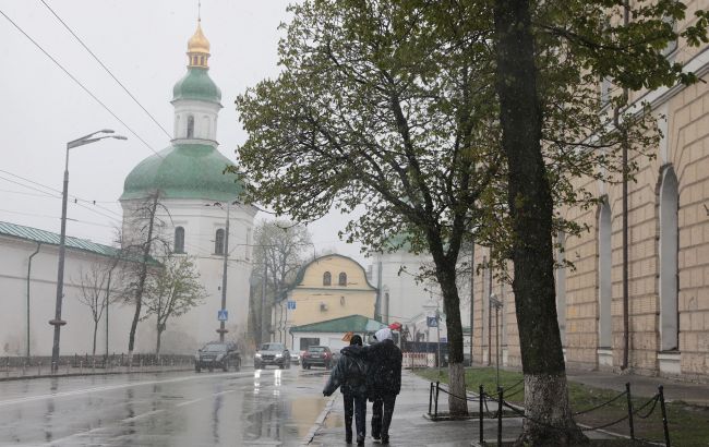 Завтра в Украине похолодает. Синоптик рассказала, где ждать дождей