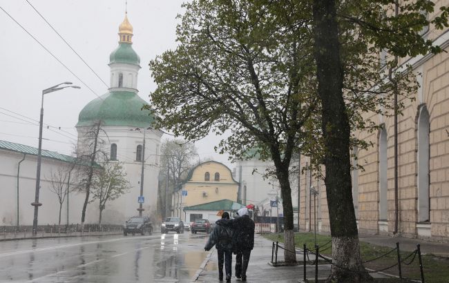Синоптик дала прогноз на сьогодні в Україні і до кінця тижня в Києві: коли буде тепло