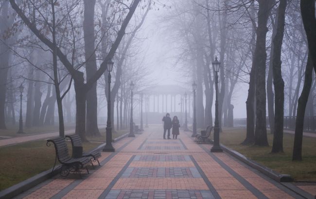 Чи очікувати сьогодні в Україні дощ чи сніг: прогноз синоптиків