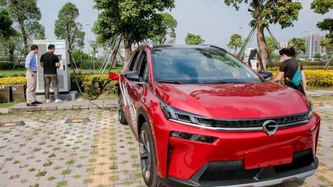 Китайская компания GAC представила самую быструю зарядку для электромобилей