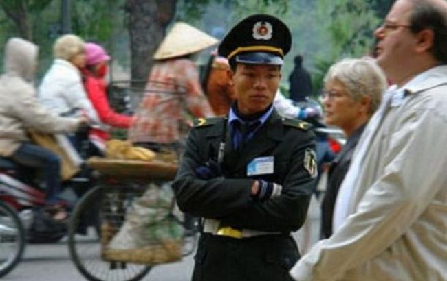 У В'єтнамі жителі села взяли в заручники 32 поліцейських