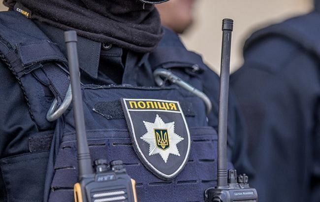 В Киеве "заминировали" учебное заведение. Полиция ищет взрывчатку