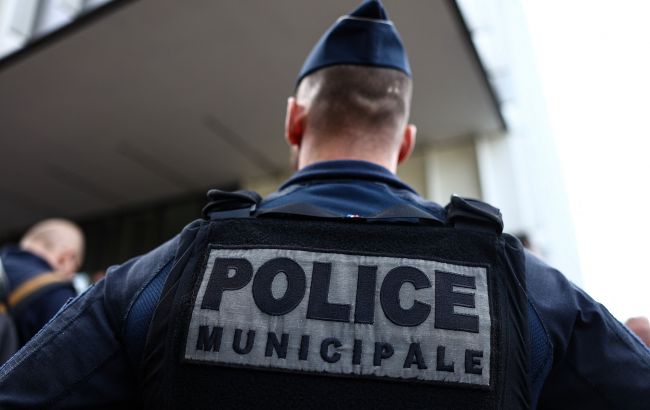 У Парижі молдаван судитимуть за графіті з трунами "солдатів Франції в Україні"