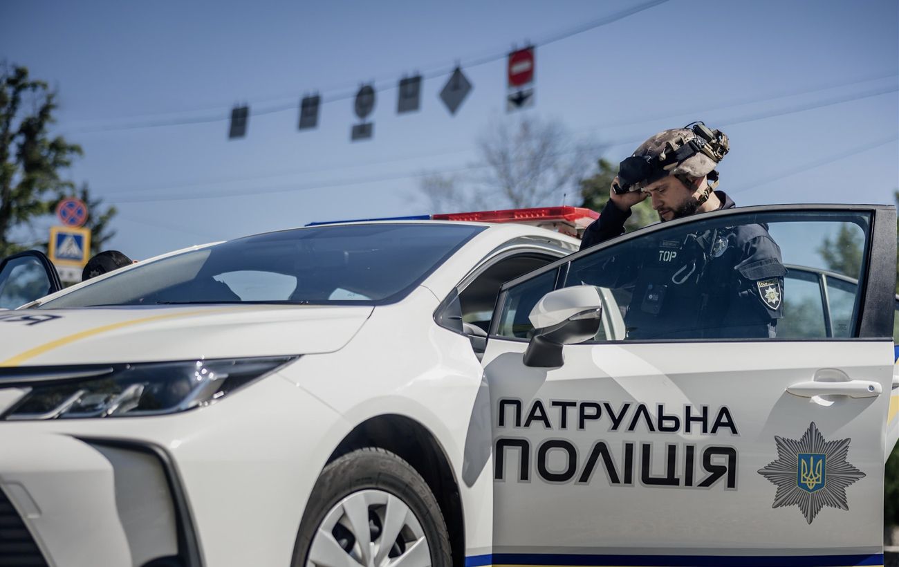 У Харкові чоловік напав з ножем на патрульних