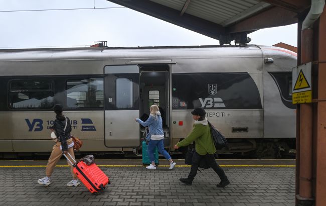 УЗ попередила про зміни в низці міждержавних рейсів через аварію в Угорщині