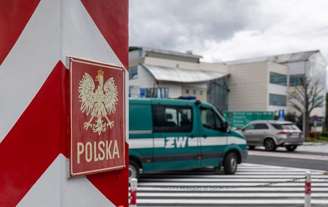 Сколько денег нужно иметь при себе для въезда в Польшу: основные требования и исключения