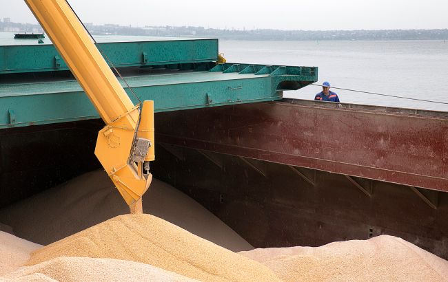 "Зернова ініціатива": з одеських портів вирушило ще п'ять суден з зерном для Африки та Азії
