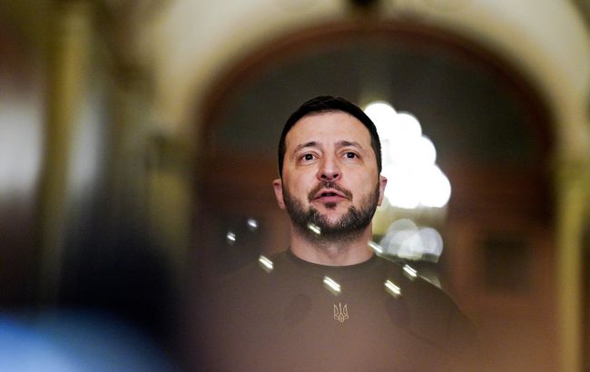 Зеленський про членство України в НАТО: поставило б Путіна на місце