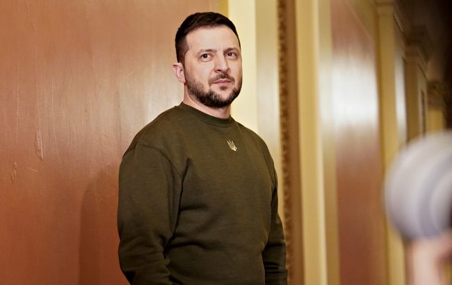 Берегите себя и Украину, - Зеленский поздравил христиан с Рождеством