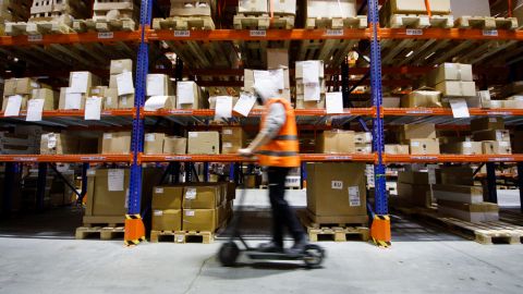 Нова пошта оновила графік роботи: де і як працюють відділення (актуальний список)