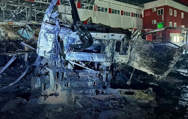 Удар РФ по терміналу "Нової пошти" під Харковом: що з посилками й компенсаціями