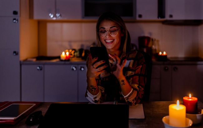 С утра и до самой ночи: украинцев предупредили о графиках отключения света 9 апреля