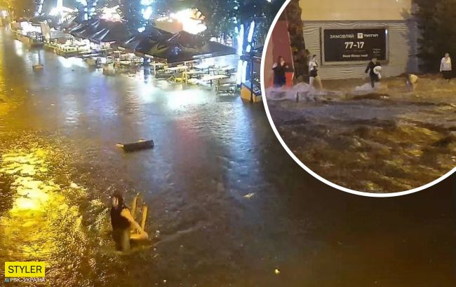 В Одессе потоки воды носили по улицам тело мужчины (видео)