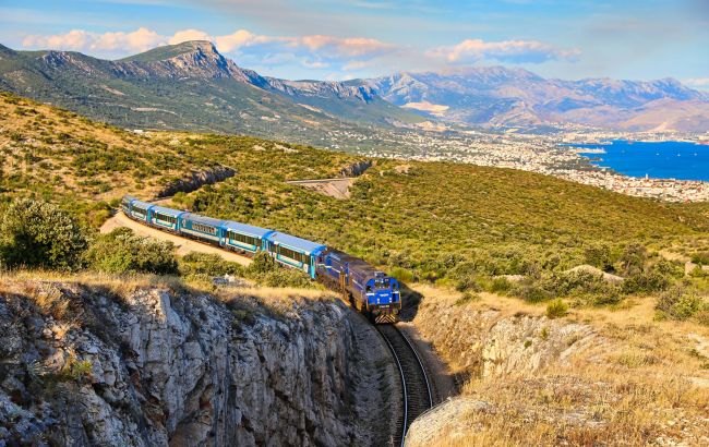 Из Узбекистана в Европу выехал первый поезд в обход РФ