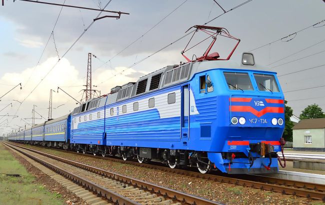 Ночная атака создала проблемы с движением поездов на Киевщине