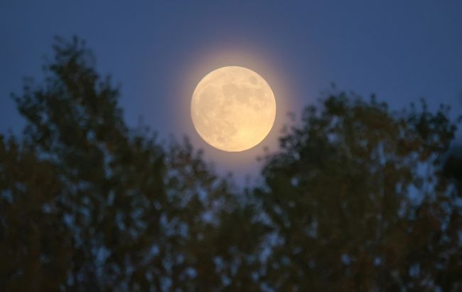Китай на цілий рік відправив космонавта в космос, прагнучи до висадки на Місяць у 2030 році