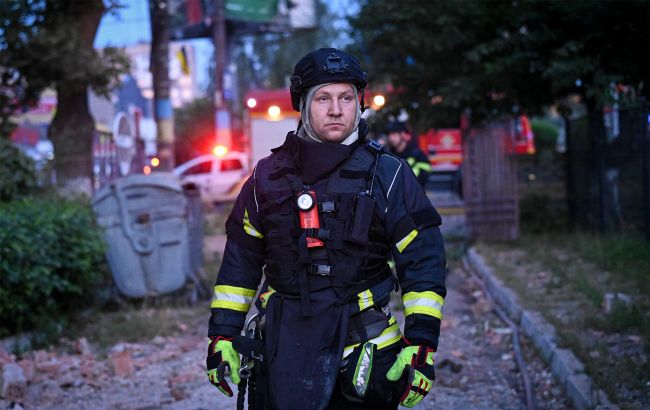 Россияне запустили новую волну ракет: в Кривом Роге прогремели взрывы